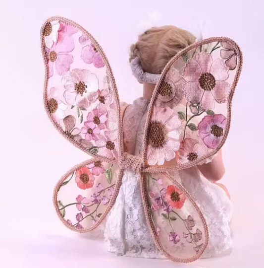 Hochwertige Flügel in Rosa mit Blumen-Stickerei